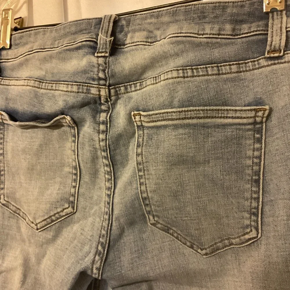 Pistola Jeans 26 Light Blue Wash Skinny Slim Leg Raw Hem Cropped